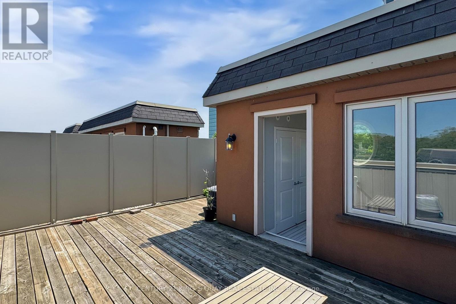 T93 - 9 Windermere Avenue, Toronto, Ontario  M6S 5A4 - Photo 20 - W12201564