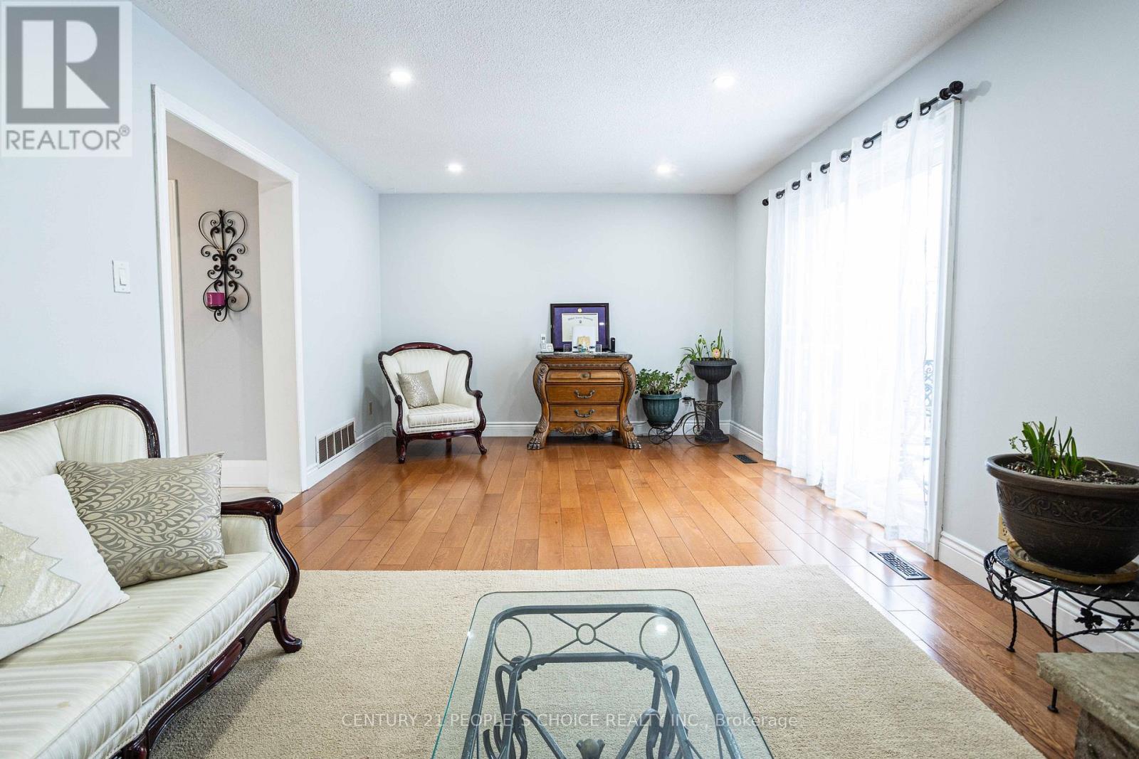 32 Madrid Crescent, Brampton (Central Park), Ontario  L6S 2X4 - Photo 20 - W12201591