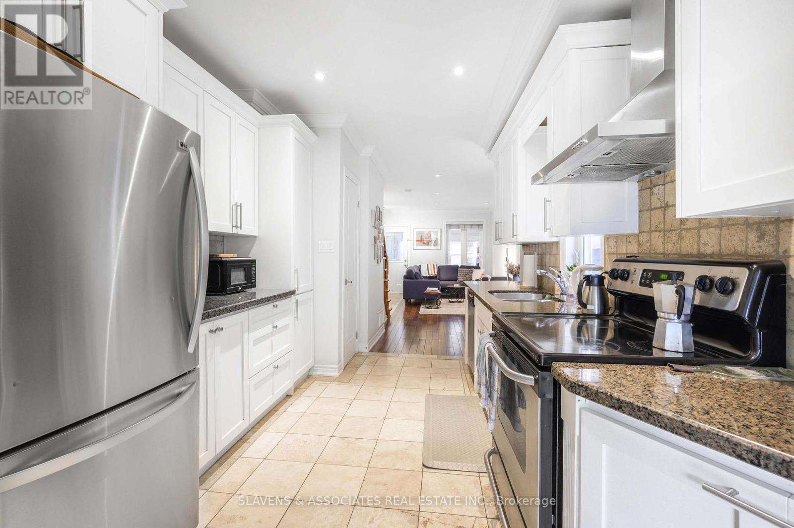 443 Concord Avenue, Toronto (Dovercourt-Wallace Emerson-Junction), Ontario  M6H 2P9 - Photo 12 - W12201662