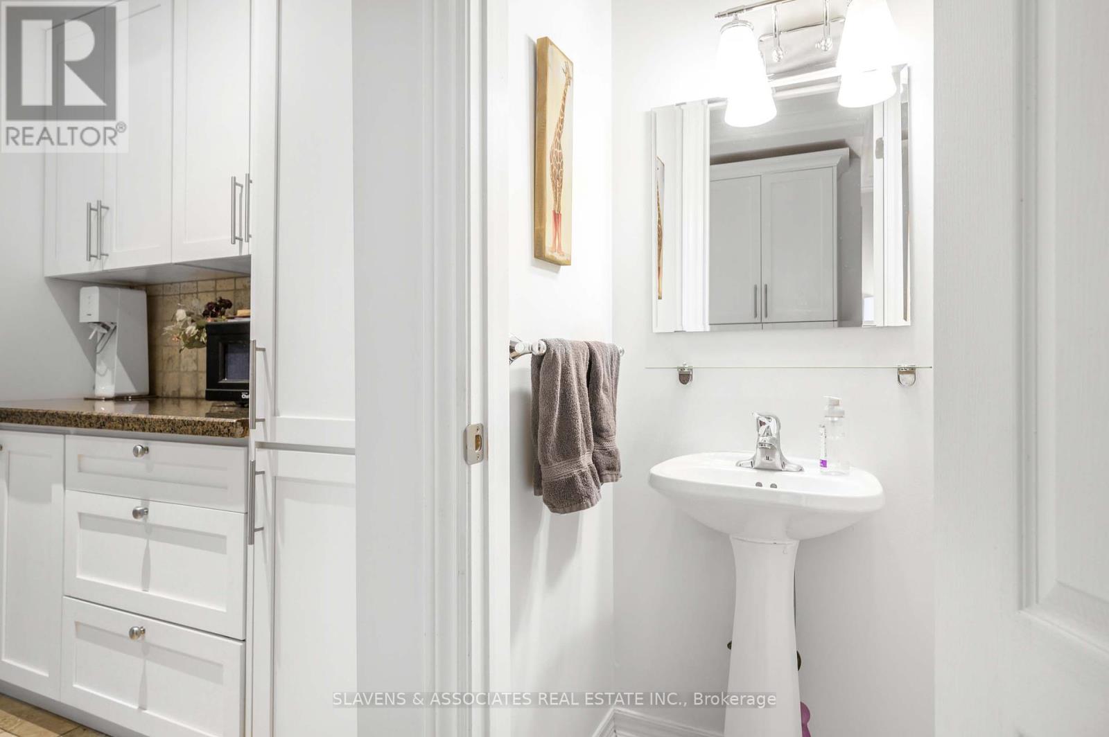 443 Concord Avenue, Toronto (Dovercourt-Wallace Emerson-Junction), Ontario  M6H 2P9 - Photo 17 - W12201662