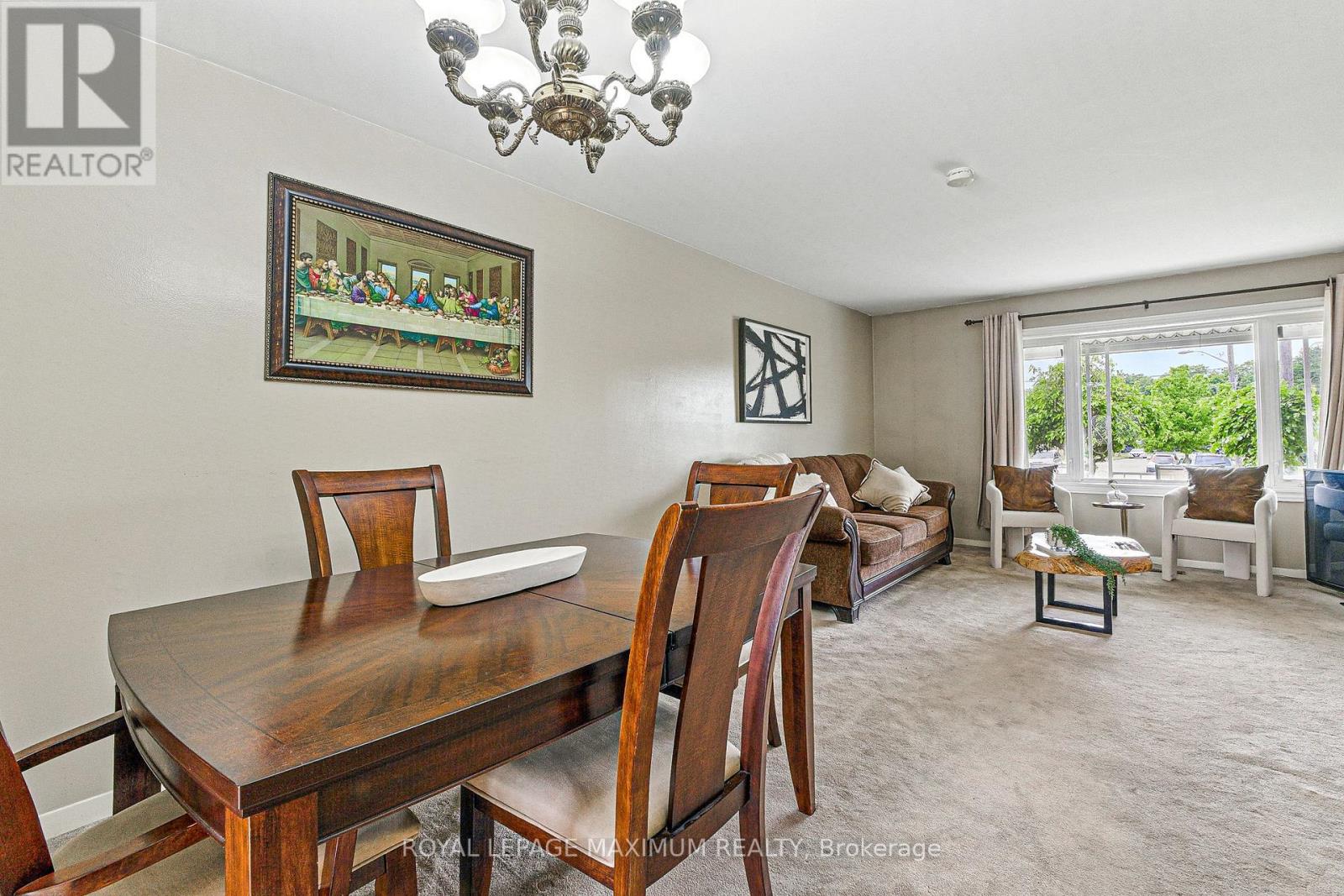 32 Fennimore Crescent, Toronto, Ontario  M3N 1G8 - Photo 10 - W12201677