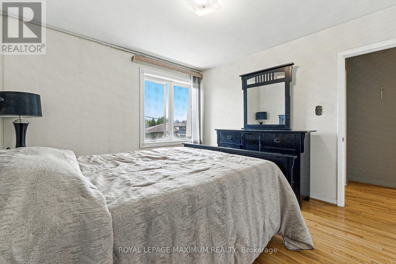 32 Fennimore Crescent, Toronto, Ontario  M3N 1G8 - Photo 20 - W12201677