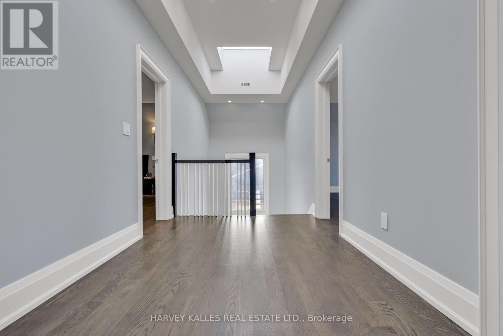 29 Leland Avenue, Toronto (Stonegate-Queensway), Ontario  M8Z 2X6 - Photo 24 - W12201683