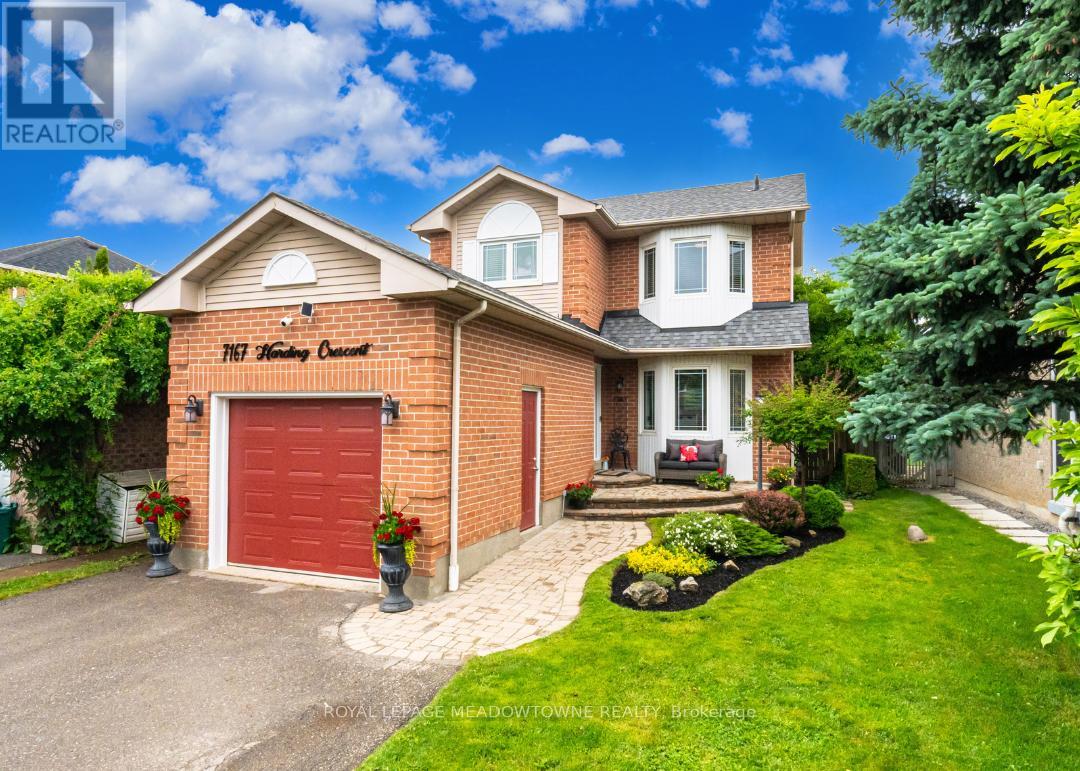 7167 Harding Crescent, Mississauga, Ontario  L5N 6R5 - Photo 2 - W12201710