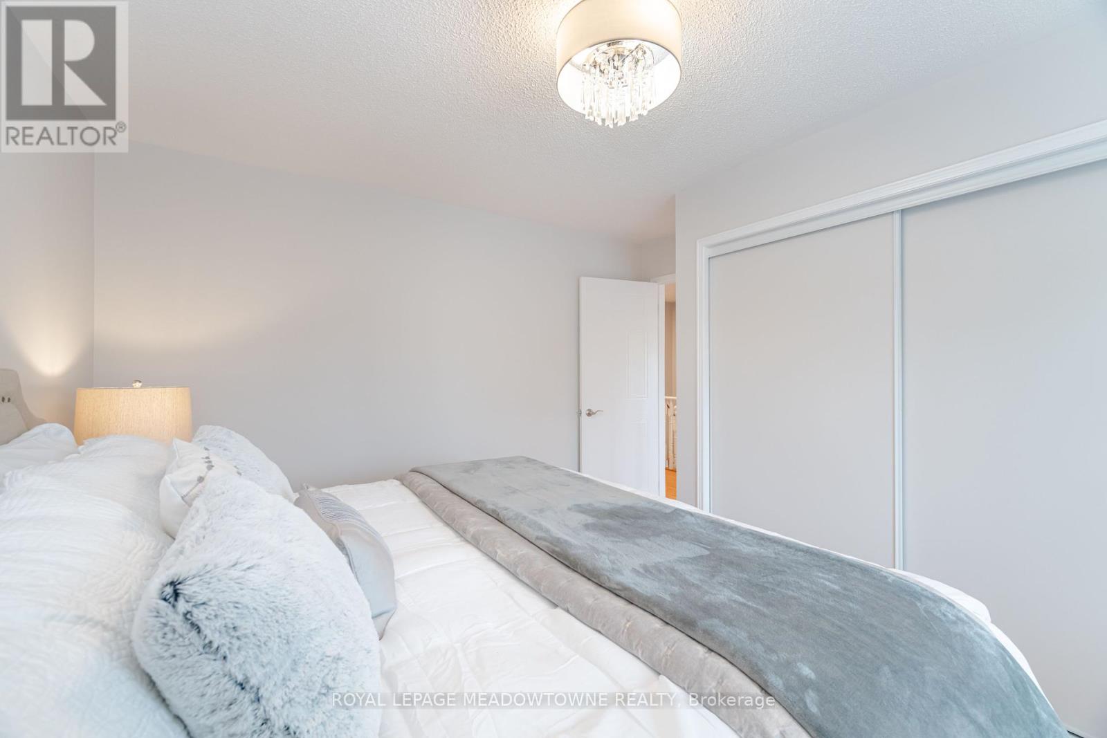 7167 Harding Crescent, Mississauga, Ontario  L5N 6R5 - Photo 23 - W12201710