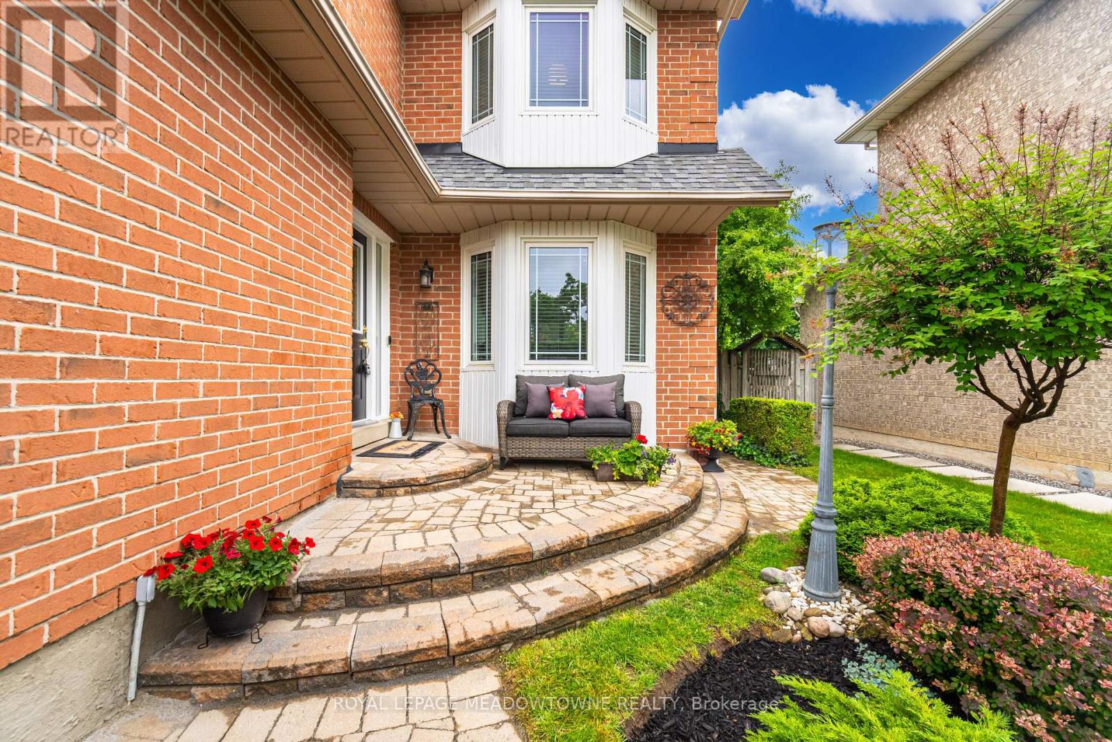 7167 Harding Crescent, Mississauga, Ontario  L5N 6R5 - Photo 3 - W12201710