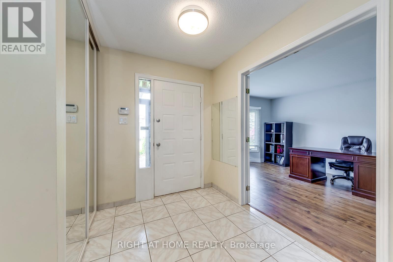 70 De Rose Avenue, Caledon, Ontario  L7E 1A8 - Photo 10 - W12201737