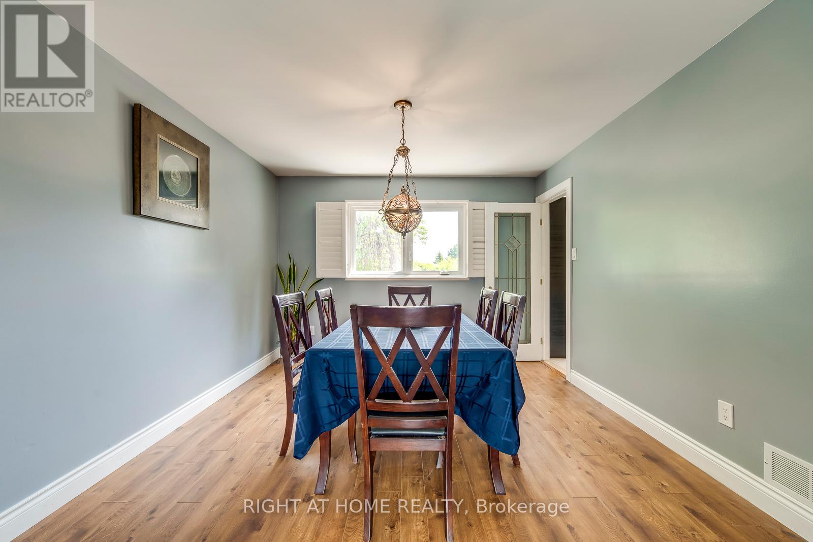 70 De Rose Avenue, Caledon, Ontario  L7E 1A8 - Photo 13 - W12201737
