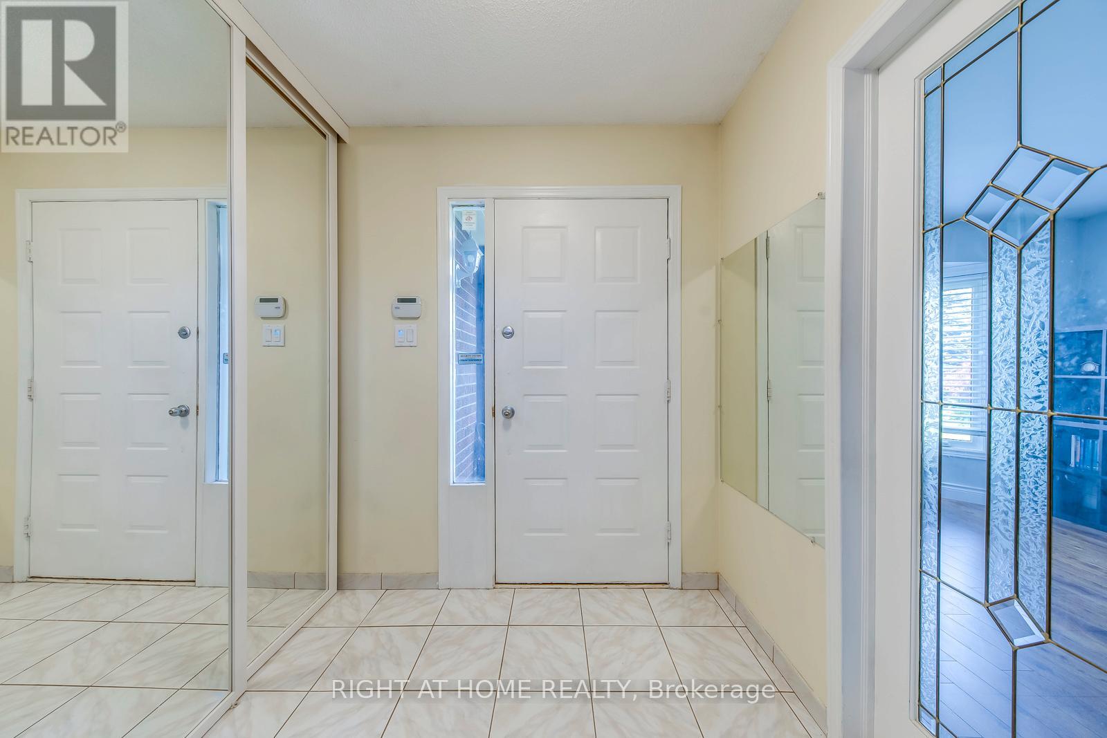 70 De Rose Avenue, Caledon, Ontario  L7E 1A8 - Photo 9 - W12201737