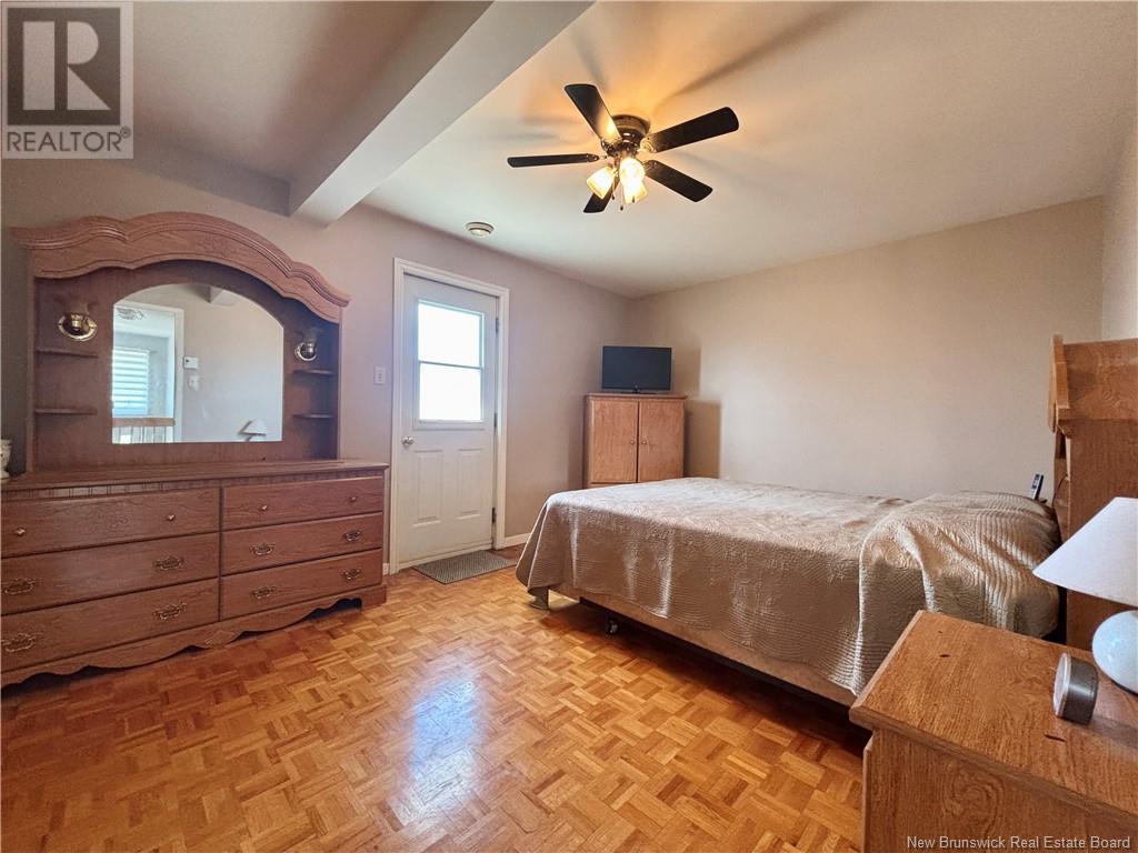 784 St Pierre, Beresford, New Brunswick  E8K 1S1 - Photo 14 - NB118441