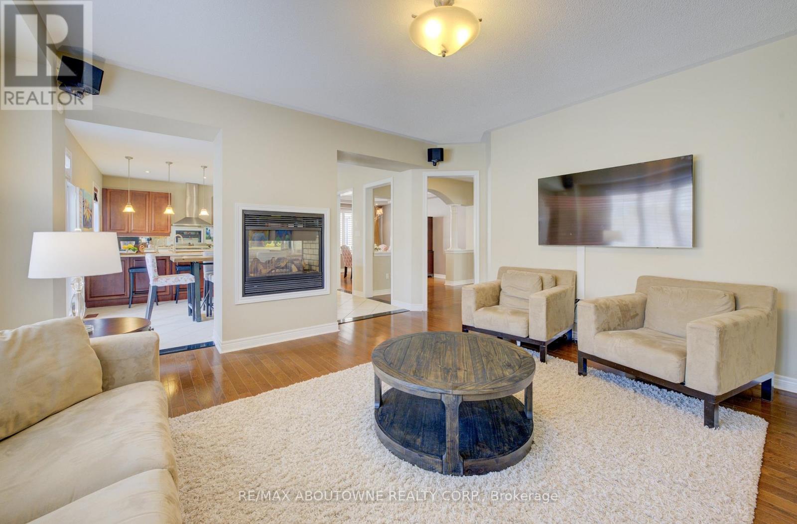 1521 Craigleith Road, Oakville, Ontario  L6H 7W3 - Photo 12 - W12200645