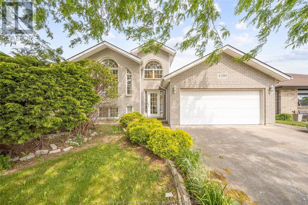 MLS# 25014273: 4280 MASOTTI, Windsor, Canada