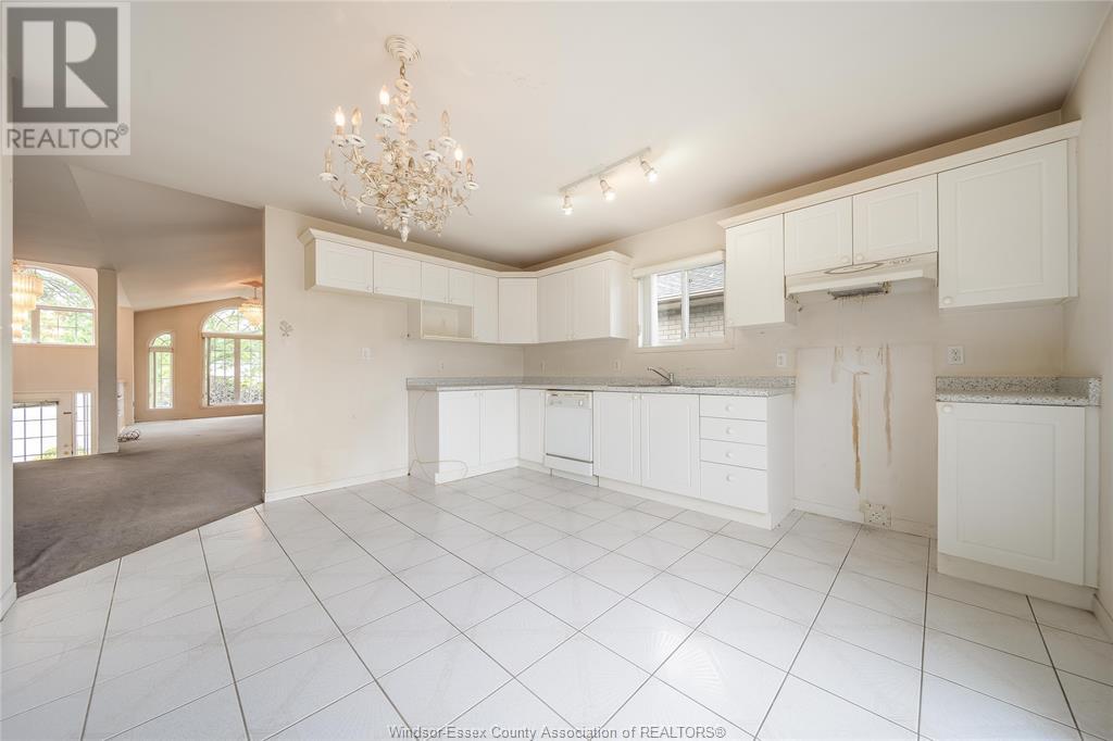4280 Masotti, Windsor, Ontario  N9G 2V4 - Photo 10 - 25014273