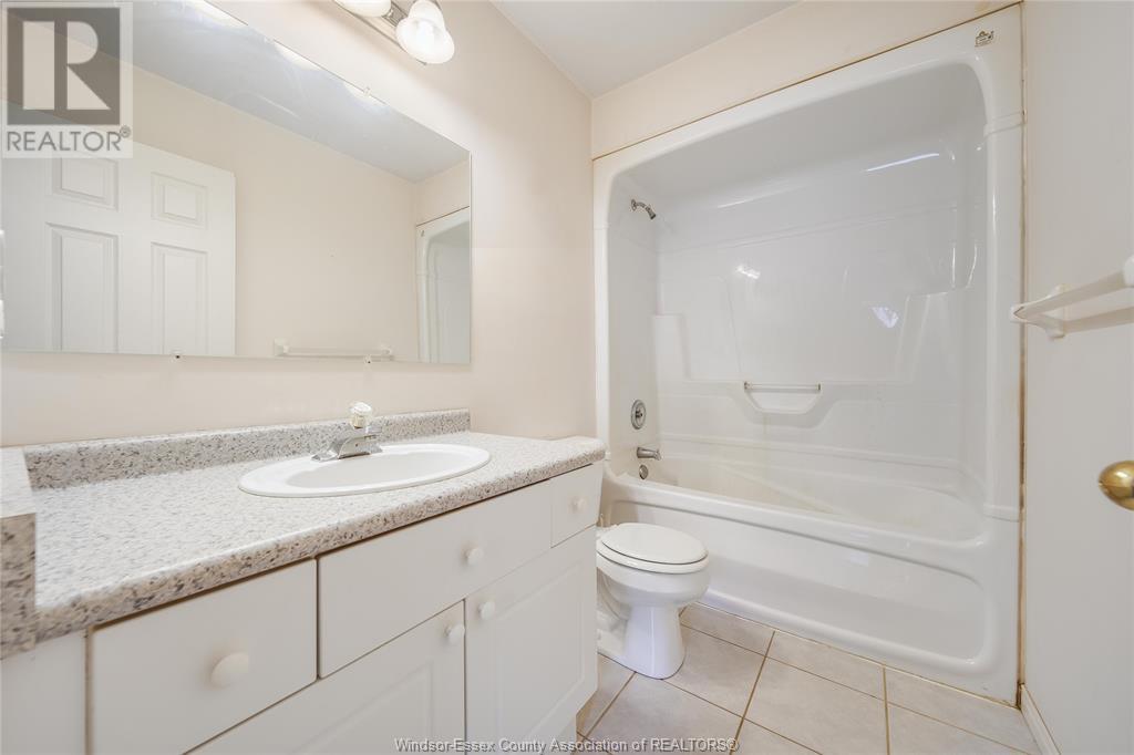 4280 Masotti, Windsor, Ontario  N9G 2V4 - Photo 15 - 25014273