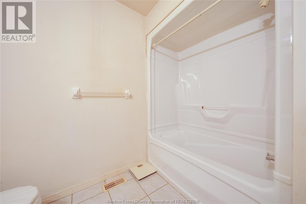 4280 Masotti, Windsor, Ontario  N9G 2V4 - Photo 21 - 25014273