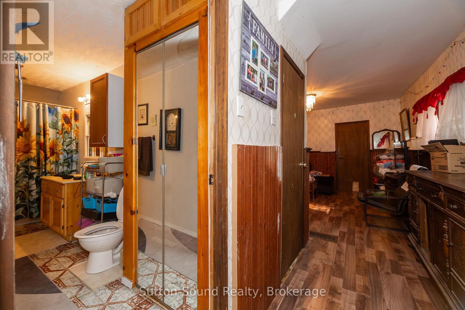 351 14th Street E, Owen Sound, Ontario  N4K 1W8 - Photo 14 - X12201820