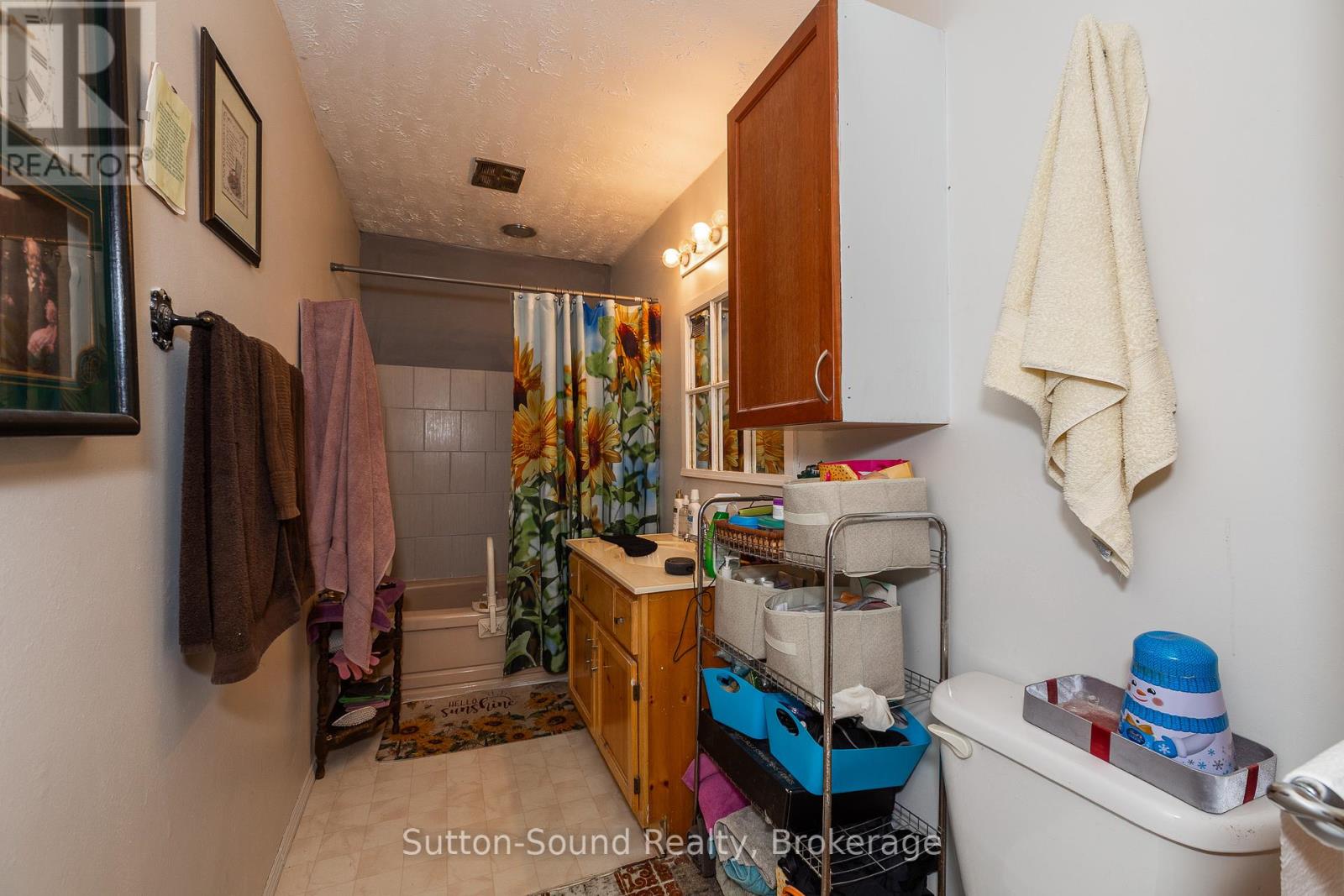 351 14th Street E, Owen Sound, Ontario  N4K 1W8 - Photo 15 - X12201820