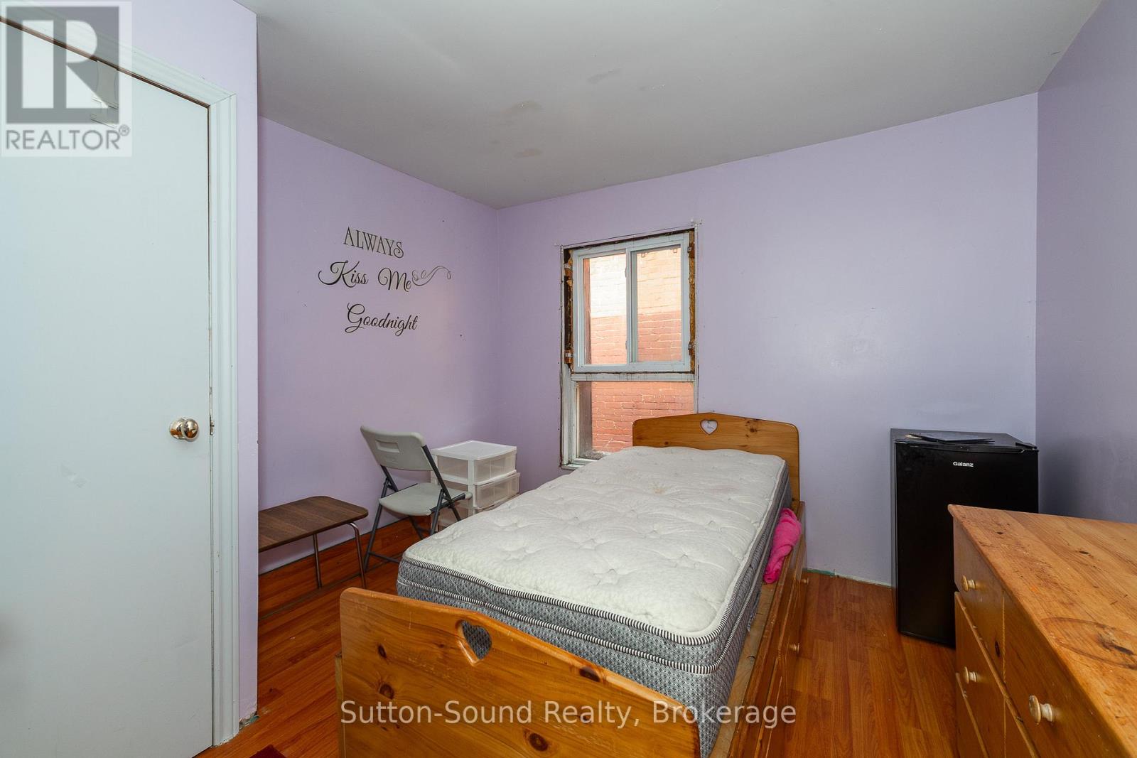 351 14th Street E, Owen Sound, Ontario  N4K 1W8 - Photo 32 - X12201820