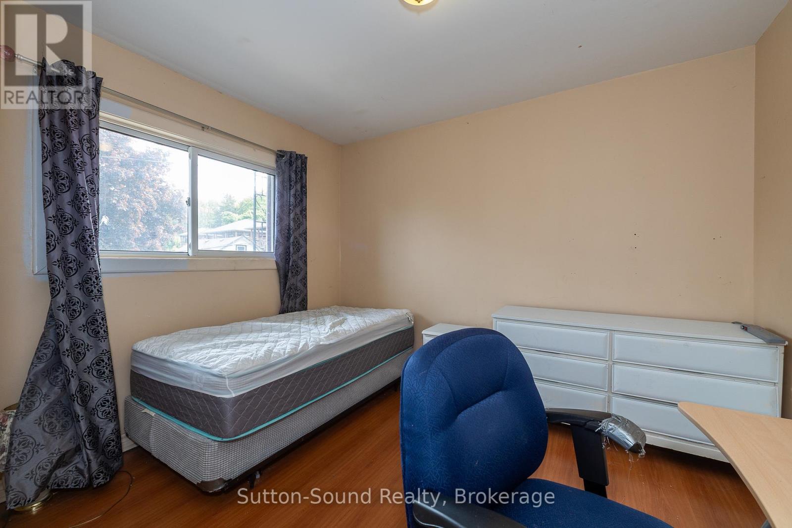 351 14th Street E, Owen Sound, Ontario  N4K 1W8 - Photo 34 - X12201820