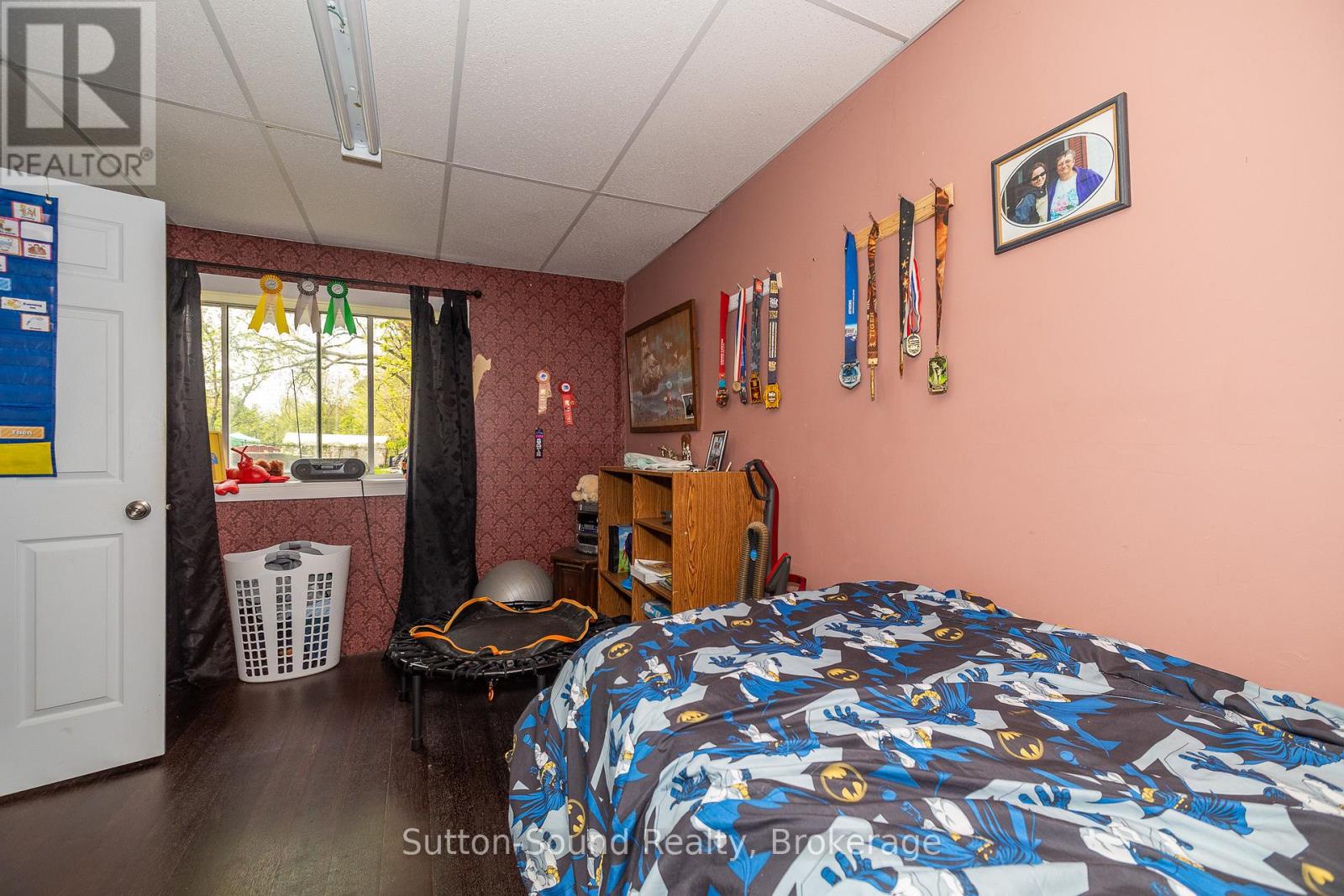 351 14th Street E, Owen Sound, Ontario  N4K 1W8 - Photo 38 - X12201820