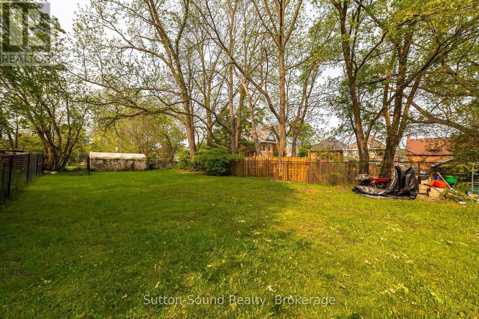 351 14th Street E, Owen Sound, Ontario  N4K 1W8 - Photo 6 - X12201820