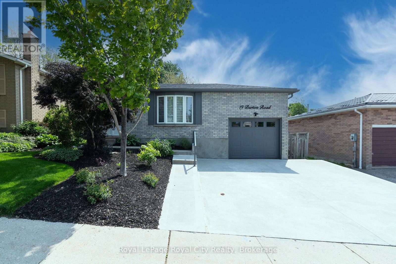 19 BURTON ROAD, Guelph, Ontario