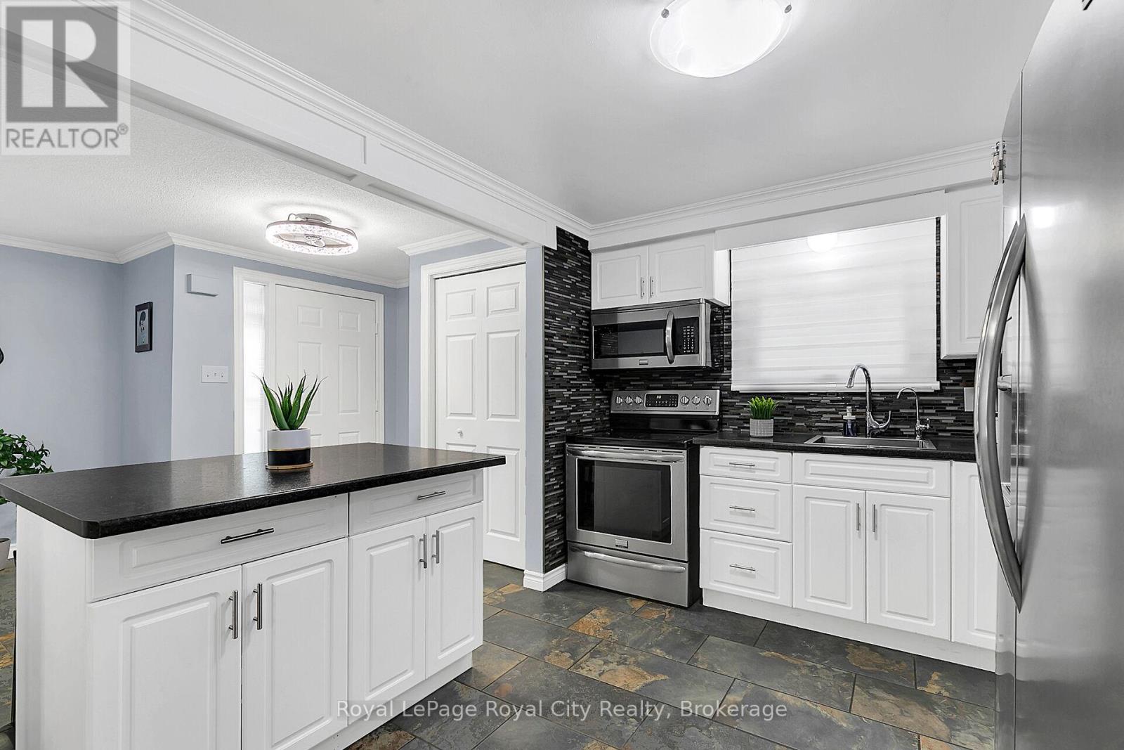 19 Burton Road, Guelph, Ontario  N1H 8A6 - Photo 11 - X12201863