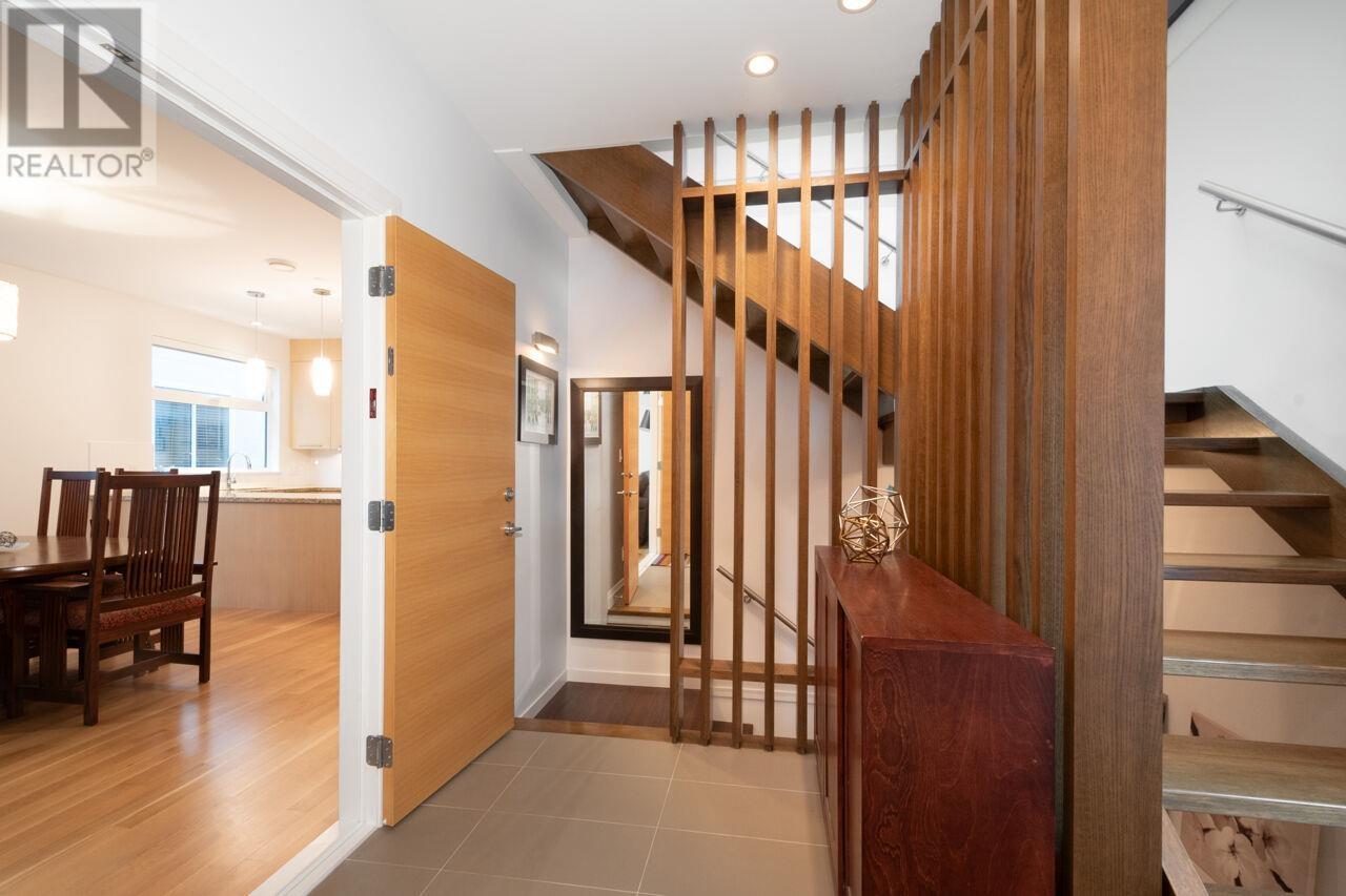 Listing Picture 13 of 36 : 117 W 26TH AVENUE, Vancouver / 溫哥華 - 魯藝地產 Yvonne Lu Group - MLS Medallion Club Member