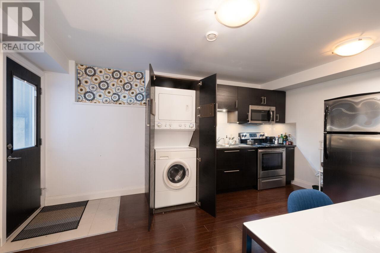 Listing Picture 28 of 36 : 117 W 26TH AVENUE, Vancouver / 溫哥華 - 魯藝地產 Yvonne Lu Group - MLS Medallion Club Member