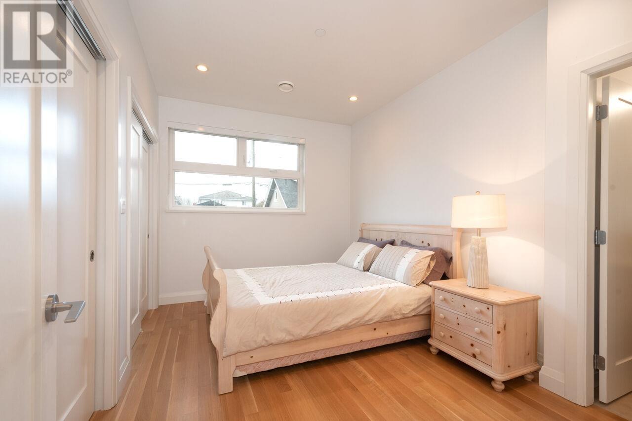 Listing Picture 21 of 36 : 117 W 26TH AVENUE, Vancouver / 溫哥華 - 魯藝地產 Yvonne Lu Group - MLS Medallion Club Member