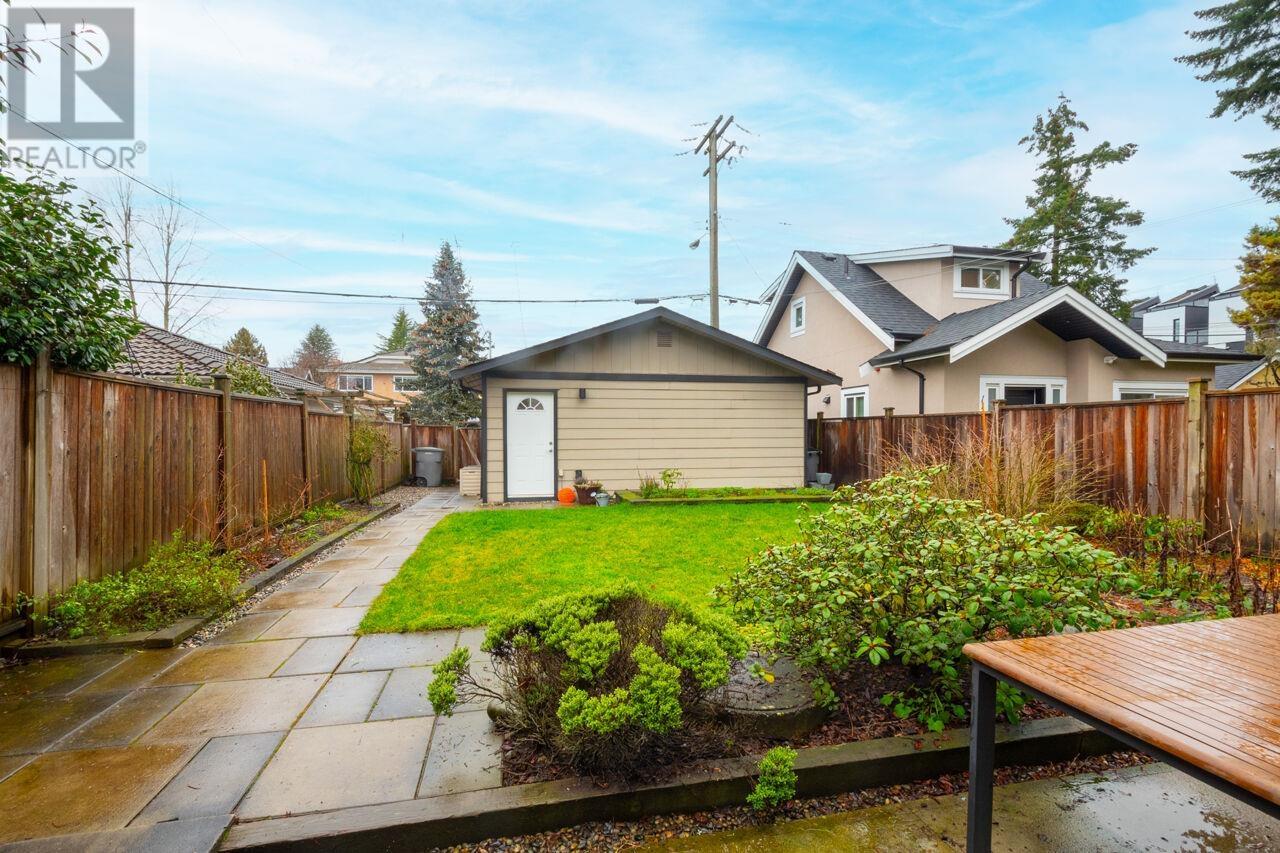 Listing Picture 36 of 36 : 117 W 26TH AVENUE, Vancouver / 溫哥華 - 魯藝地產 Yvonne Lu Group - MLS Medallion Club Member