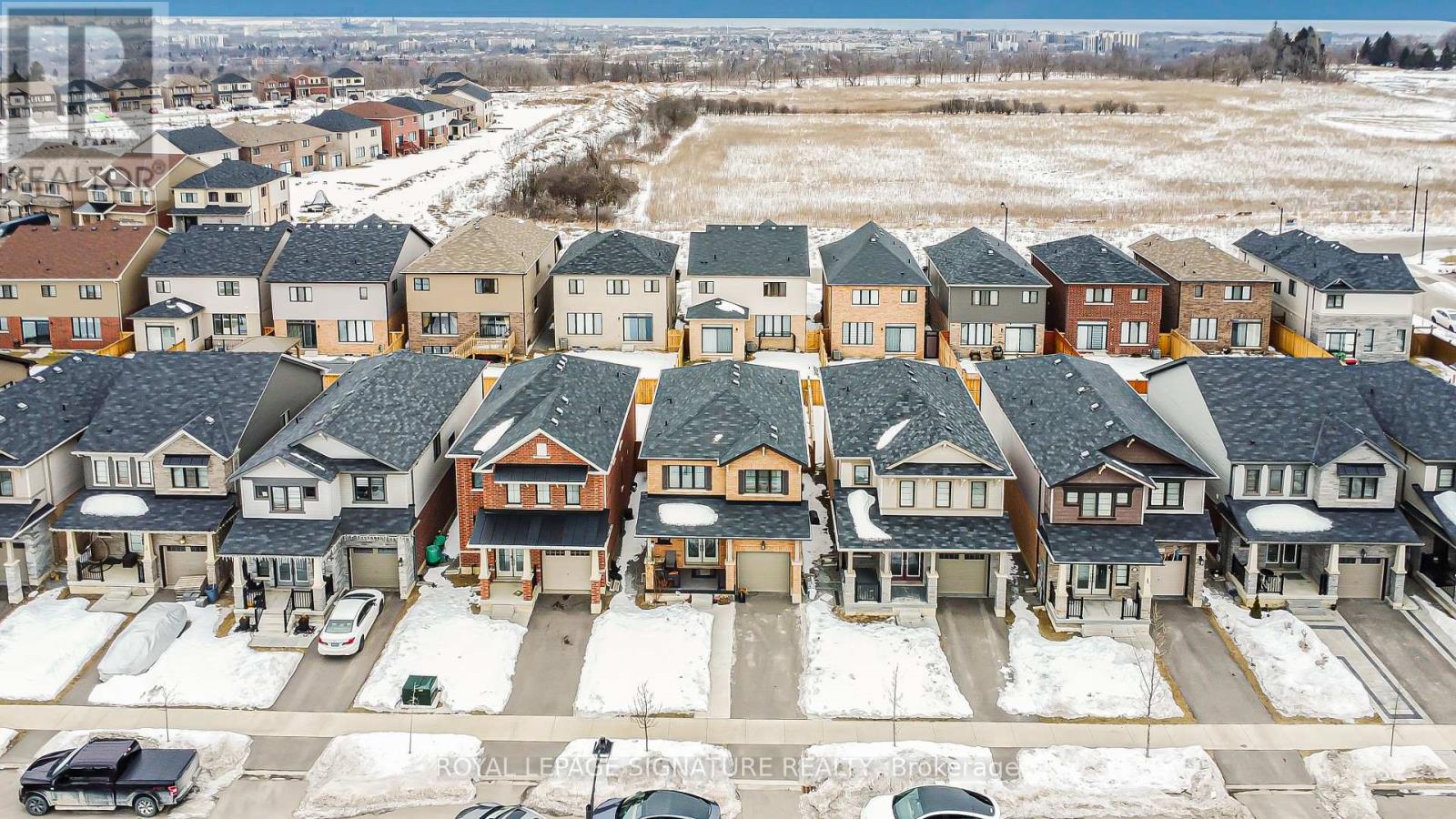 220 Bedrock Drive, Hamilton, Ontario  L8J 0M2 - Photo 5 - X12201530
