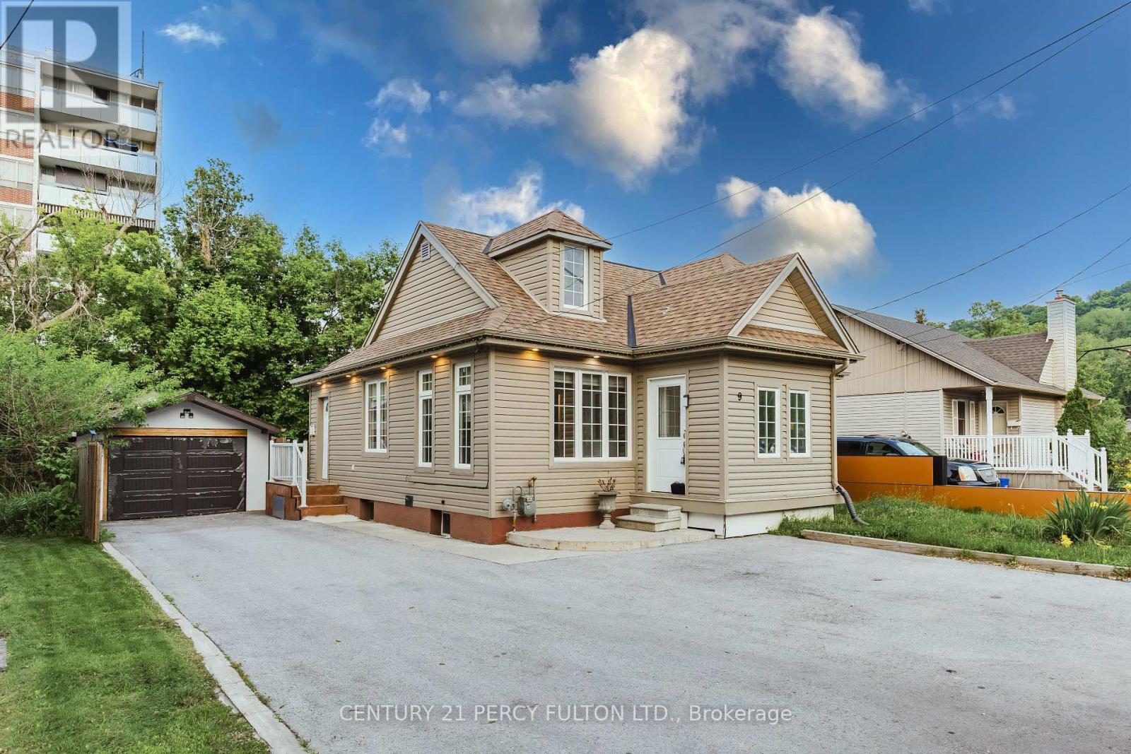 9 New Mountain Road, Hamilton, Ontario  L8G 2R4 - Photo 44 - X12201534