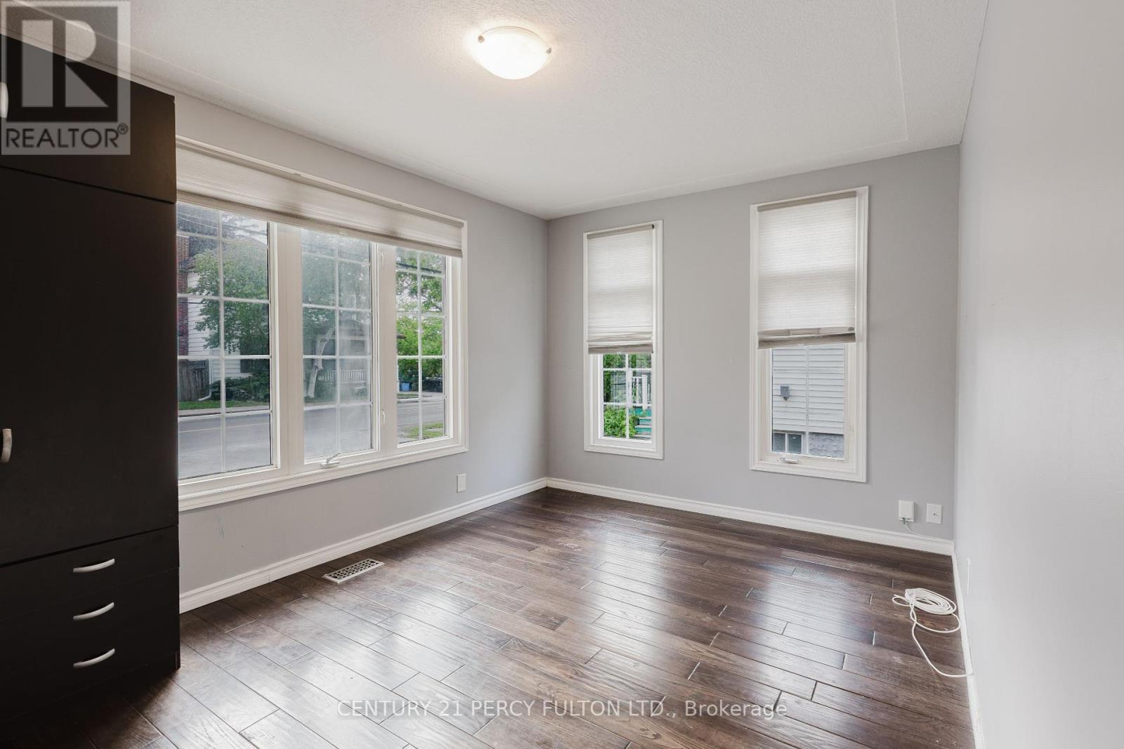 9 New Mountain Road, Hamilton, Ontario  L8G 2R4 - Photo 21 - X12201536