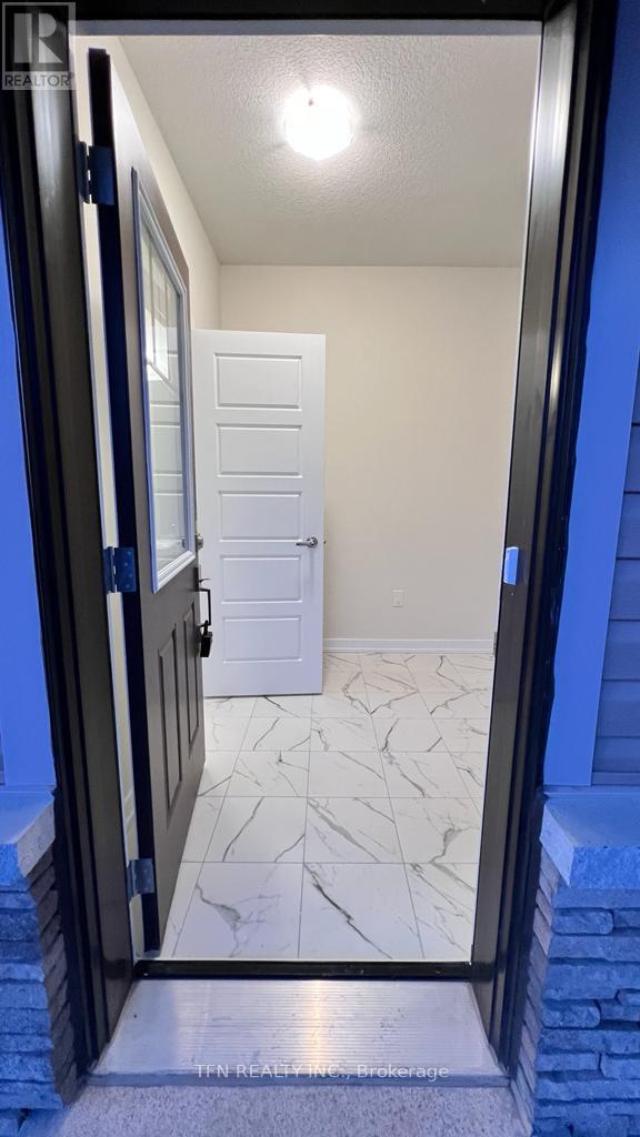 30 Daisy Lane, Thorold, Ontario  L3B 5N5 - Photo 34 - X12201552