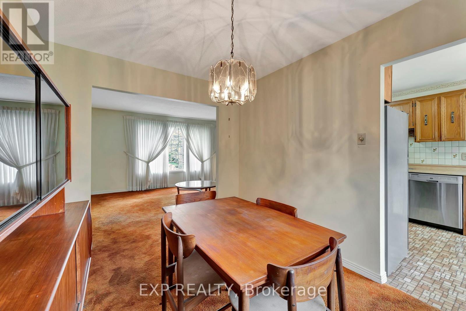 165 Harvard Road, Waterloo, Ontario  N2J 3V4 - Photo 9 - X12201558