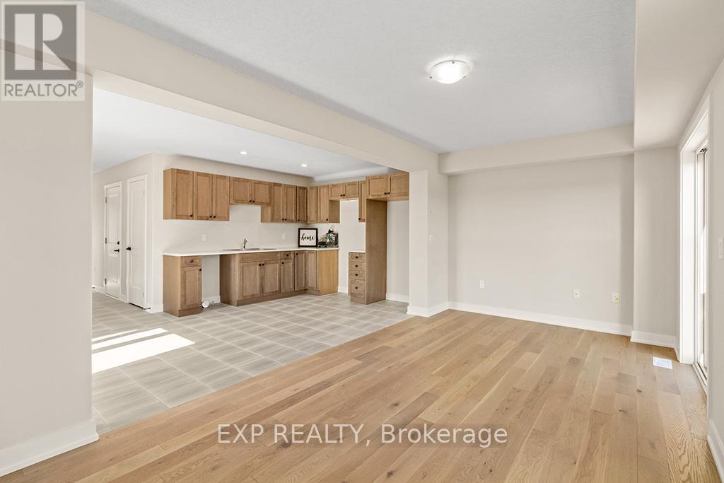 131 Fitzgerald Street, Grey Highlands, Ontario  N0C 1H0 - Photo 11 - X12201570