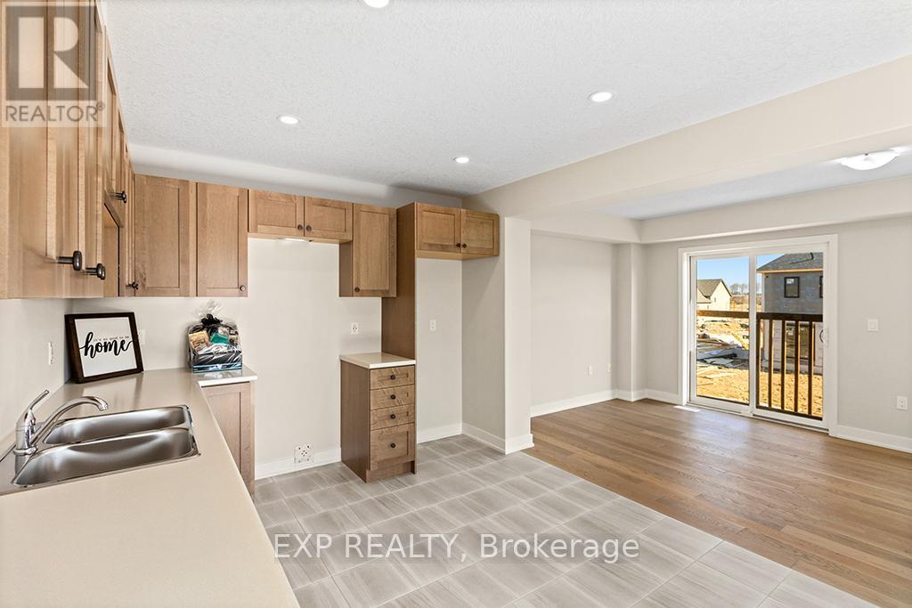 131 Fitzgerald Street, Grey Highlands, Ontario  N0C 1H0 - Photo 7 - X12201570