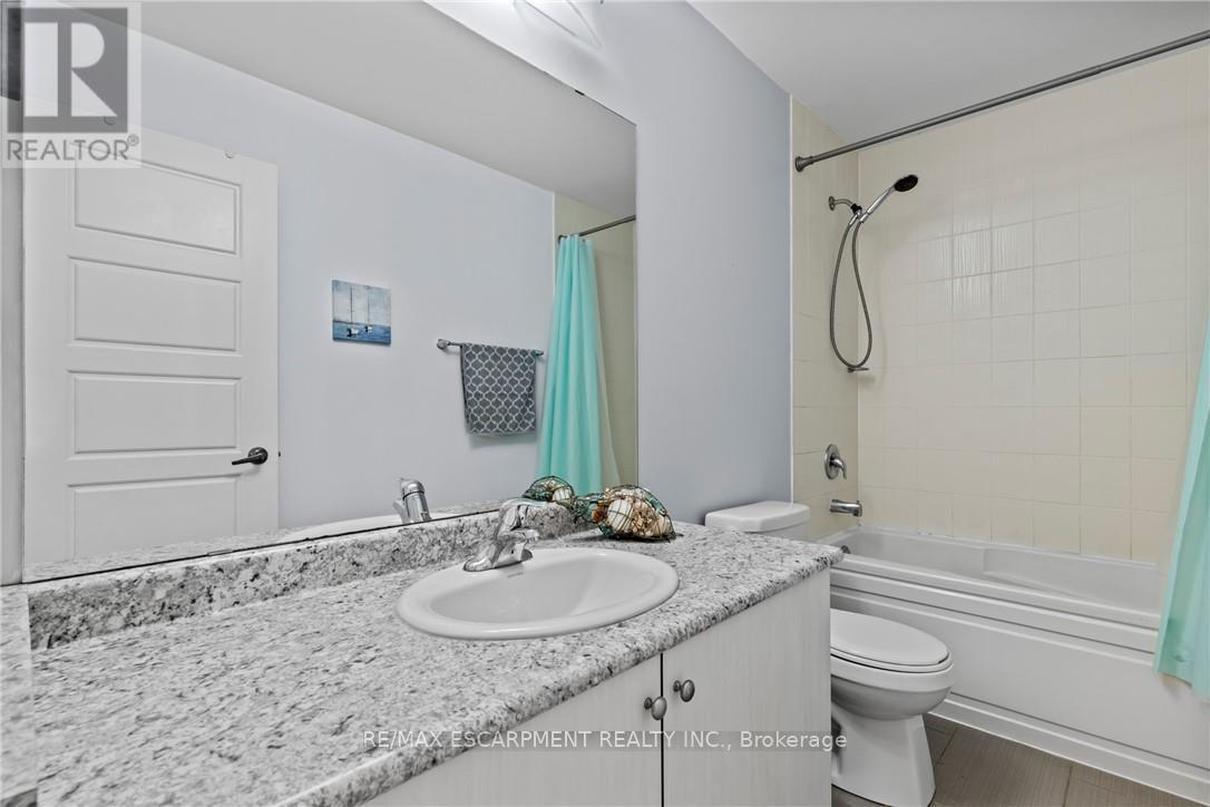 17 Kelso Drive, Haldimand, Ontario  N3W 2G9 - Photo 14 - X12201575