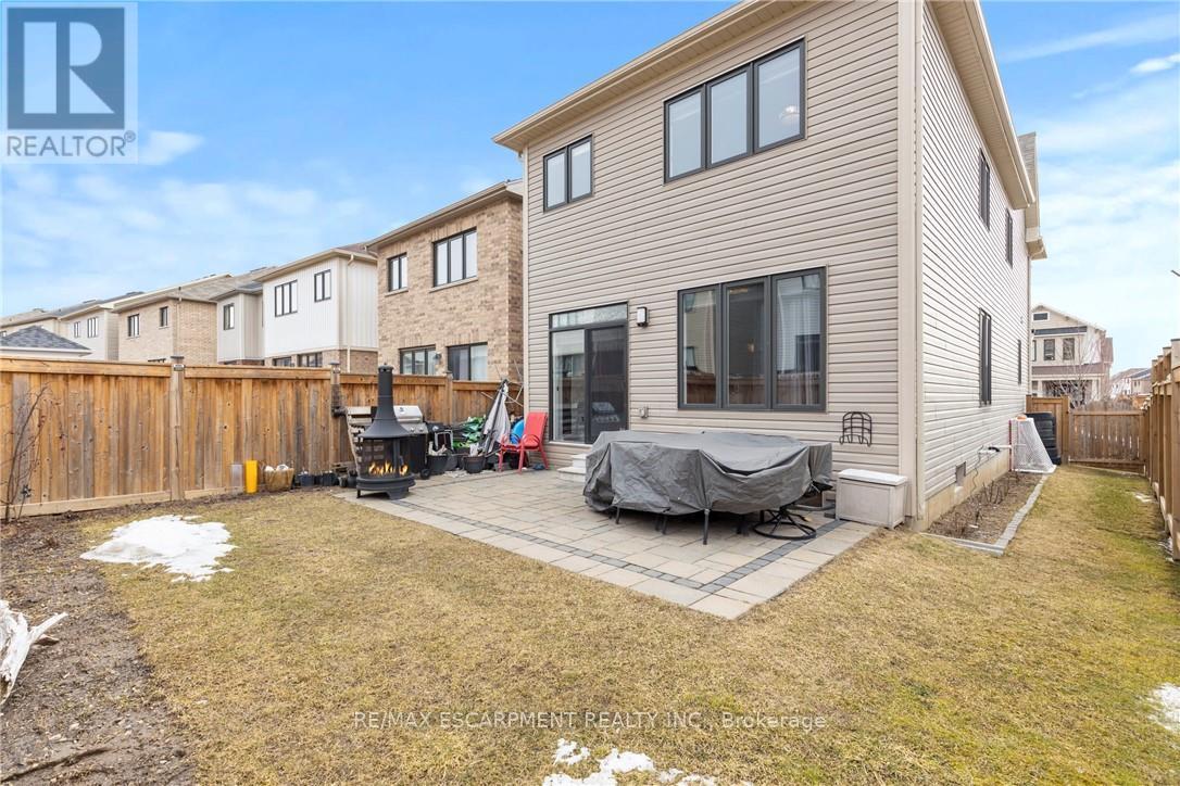 17 Kelso Drive, Haldimand, Ontario  N3W 2G9 - Photo 16 - X12201575