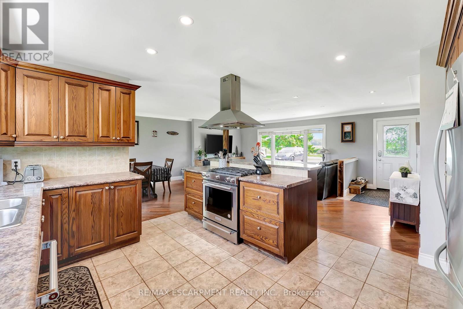 1301 Kohler Road, Haldimand, Ontario  N0A 1E0 - Photo 12 - X12201623