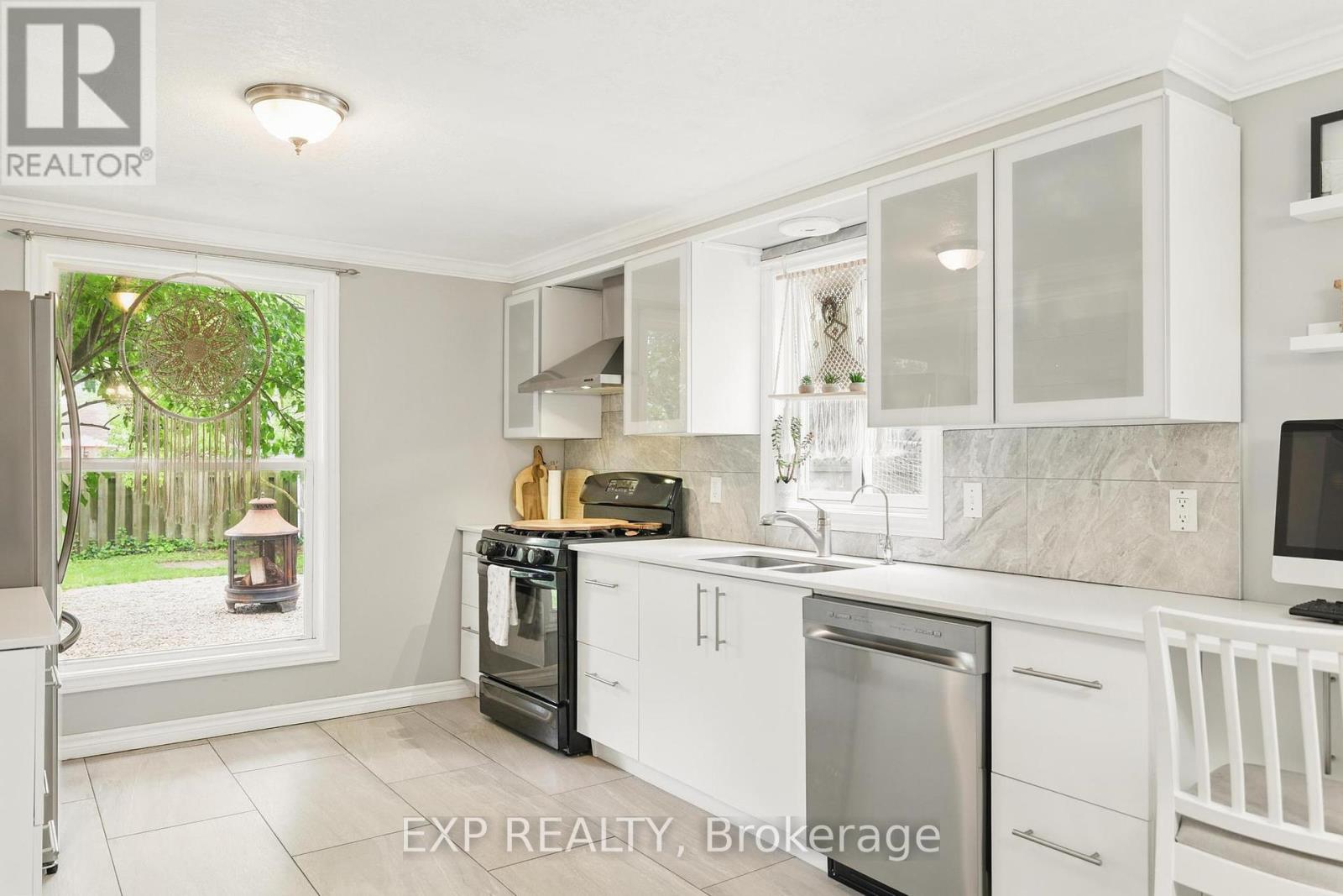 Property at 147 ROLLING MEADOWS DRIVE image 4