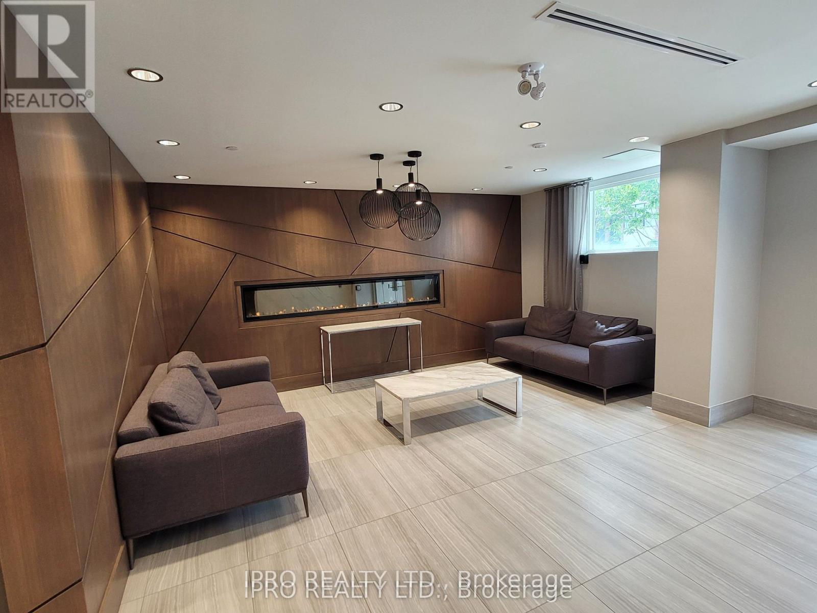 301 - 16 Markle Crescent, Hamilton, Ontario  L9G 0H4 - Photo 24 - X12201766