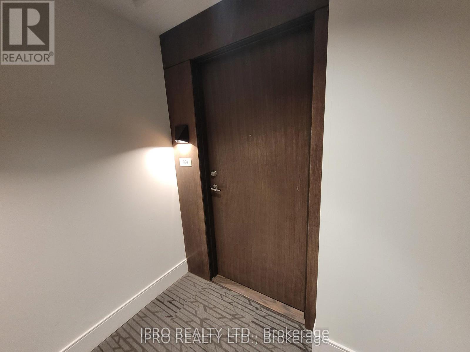 Property at 301 - 16 MARKLE CRESCENT image 4