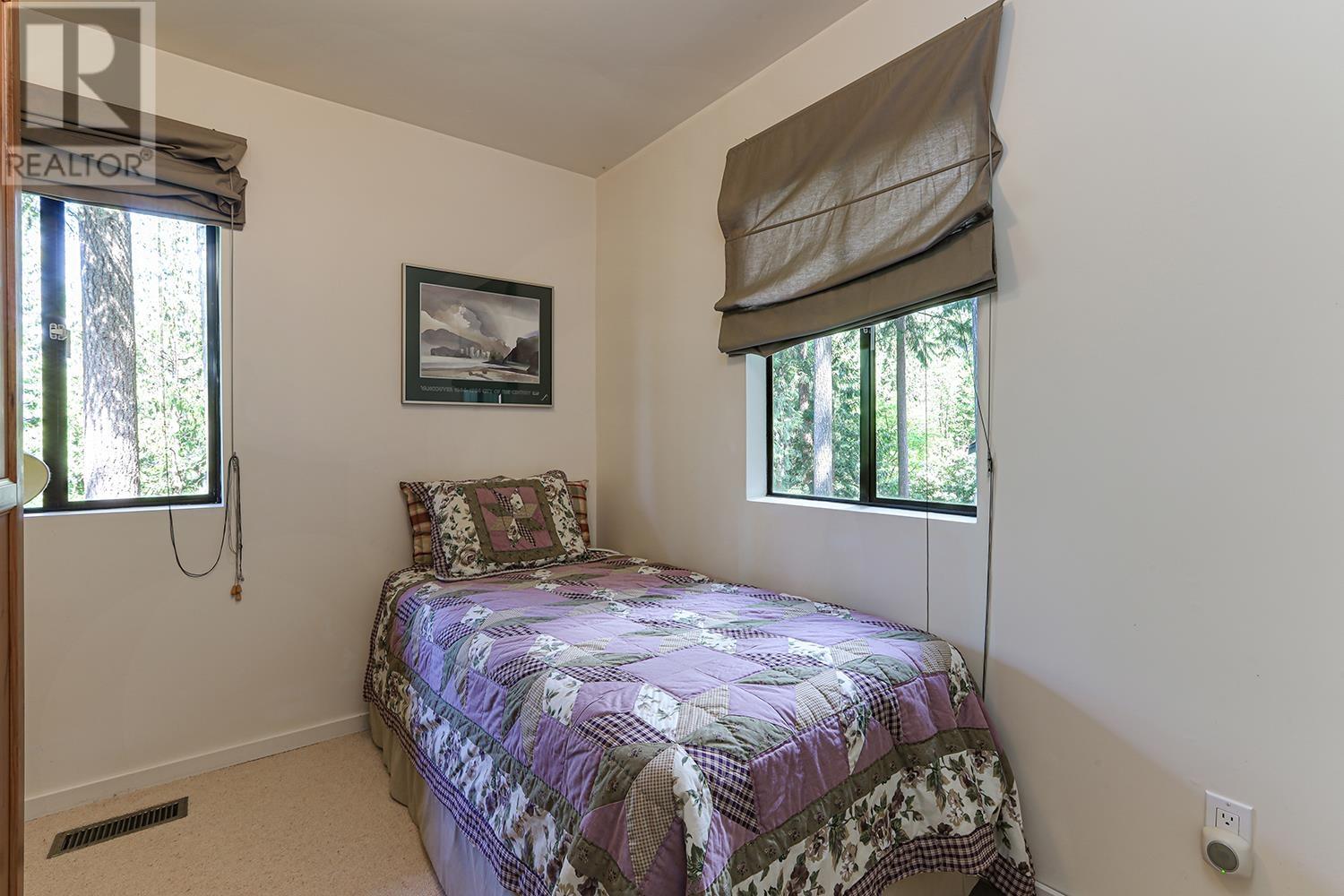 325 Oceanview Road, Lions Bay, British Columbia  V0N 2E0 - Photo 32 - R3011748