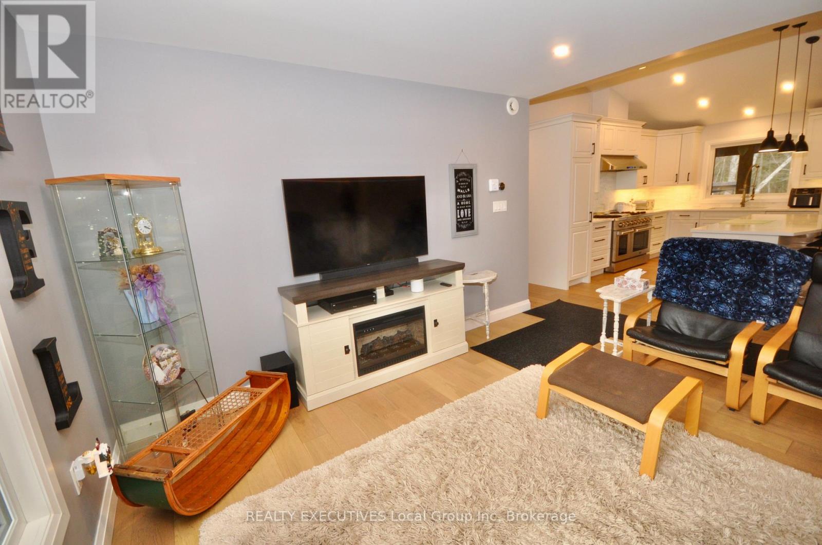 135 Hillside Lake Road, North Bay, Ontario  P1B 8G2 - Photo 11 - X12126712