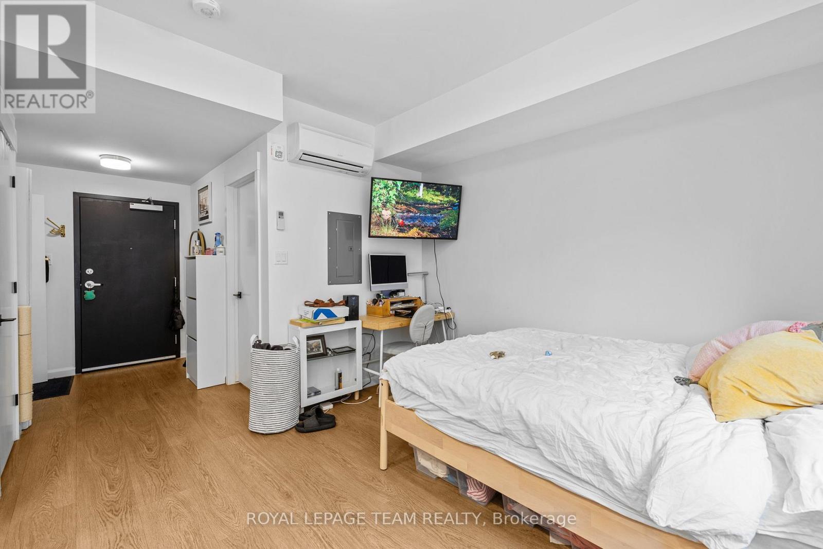 202 - 506 Gladstone Avenue, Ottawa, Ontario  K1R 5P1 - Photo 6 - X12201796