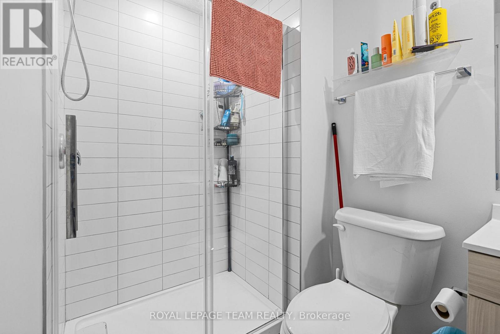 202 - 506 Gladstone Avenue, Ottawa, Ontario  K1R 5P1 - Photo 9 - X12201796