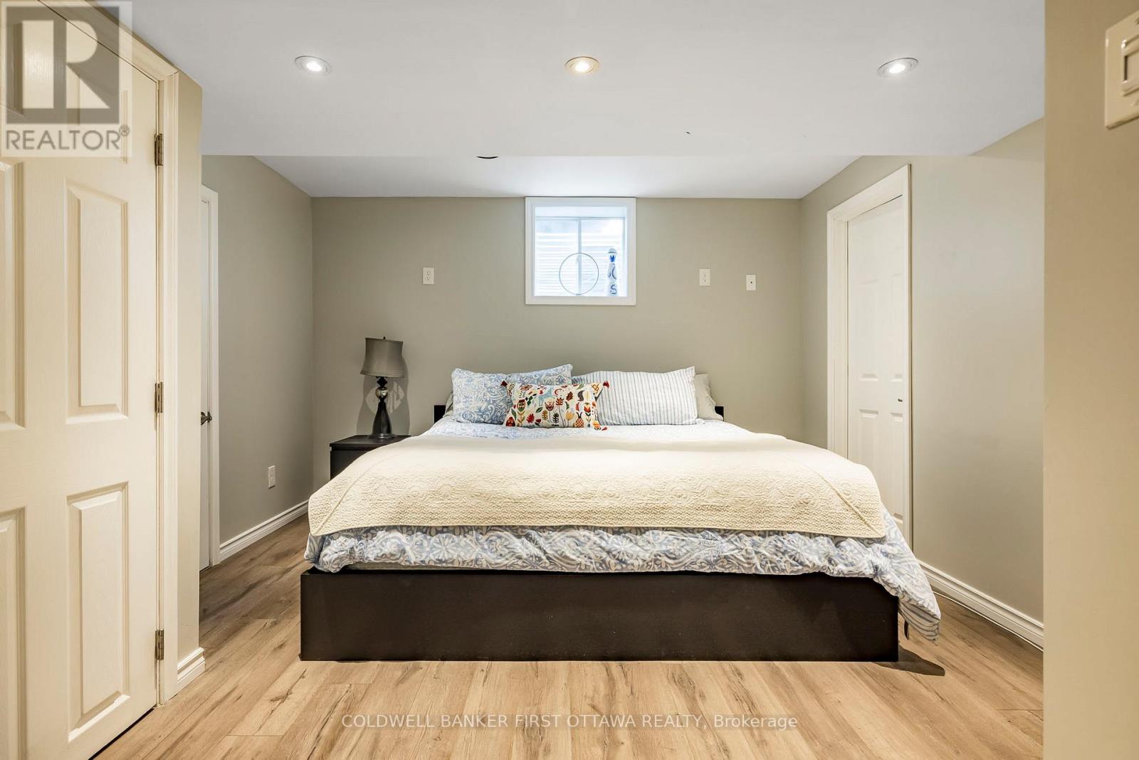 170 Flowing Creek Circle, Ottawa, Ontario  K2M 0K2 - Photo 32 - X12201876