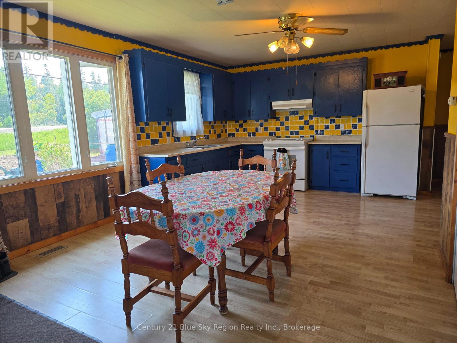 7707 Highway 17, Markstay-Warren, Ontario  P0H 2N0 - Photo 3 - X12201808